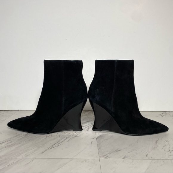 Tory Burch Sculpted Wedge Heel Pointed Toe Black Suede Bootie 6 1/2 M - Picture 7 of 14